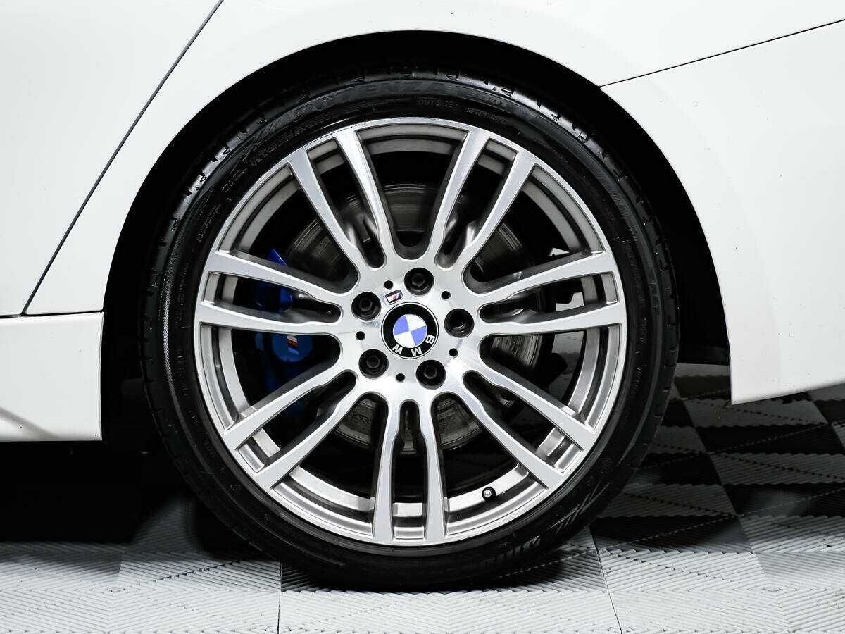 Купить BMW 3 серии, 2018, 119 547 км.. Фото: #12