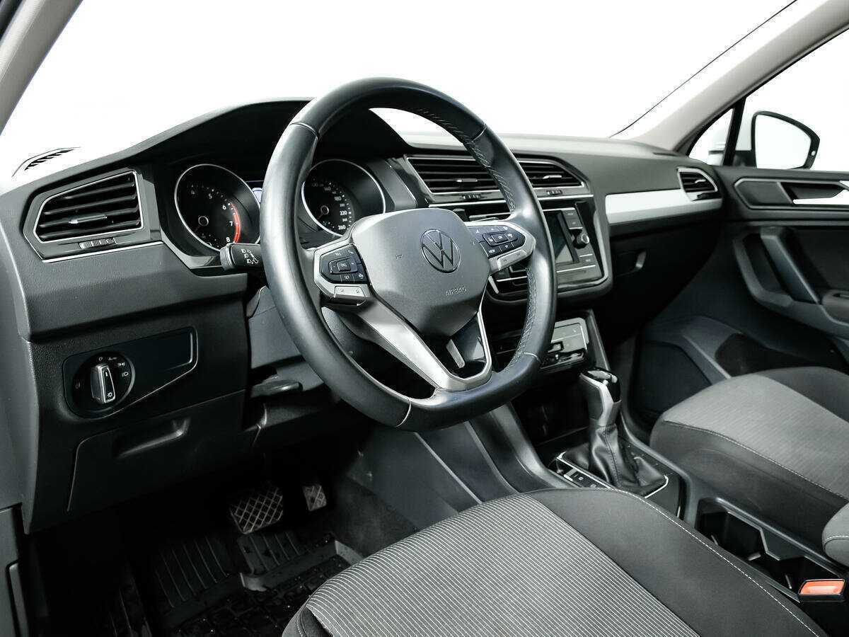 Купить Volkswagen Tiguan, 2021, 76 982 км.. Фото: #12