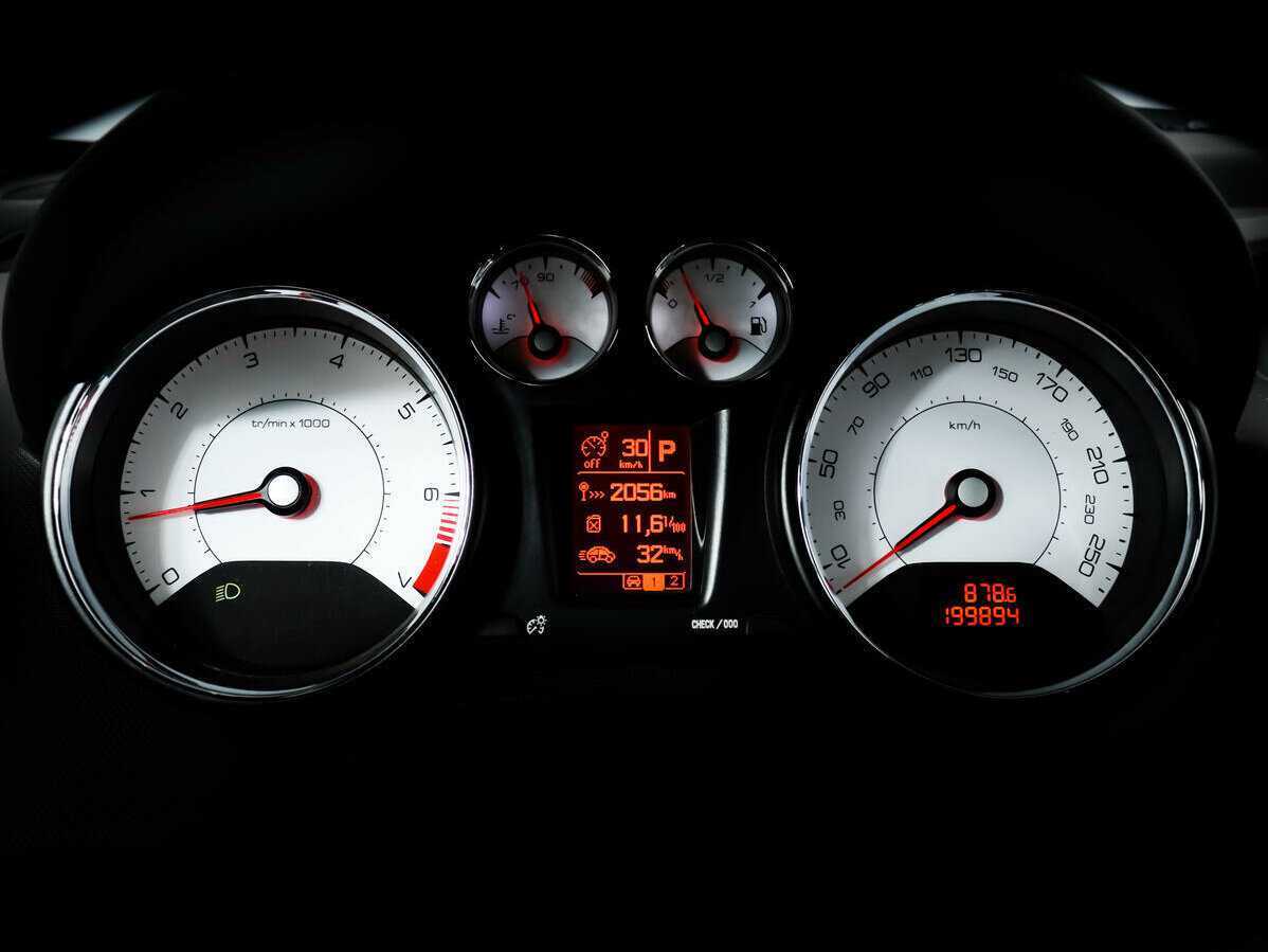 Купить Пежо 308, 2012, 199 888 км.. Фото: #9