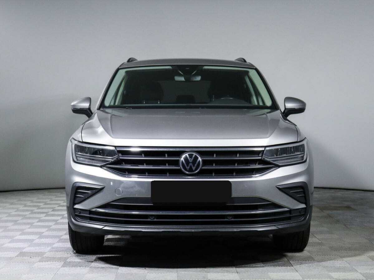 Купить Volkswagen Tiguan, 2021, 72 990 км.. Фото: #1