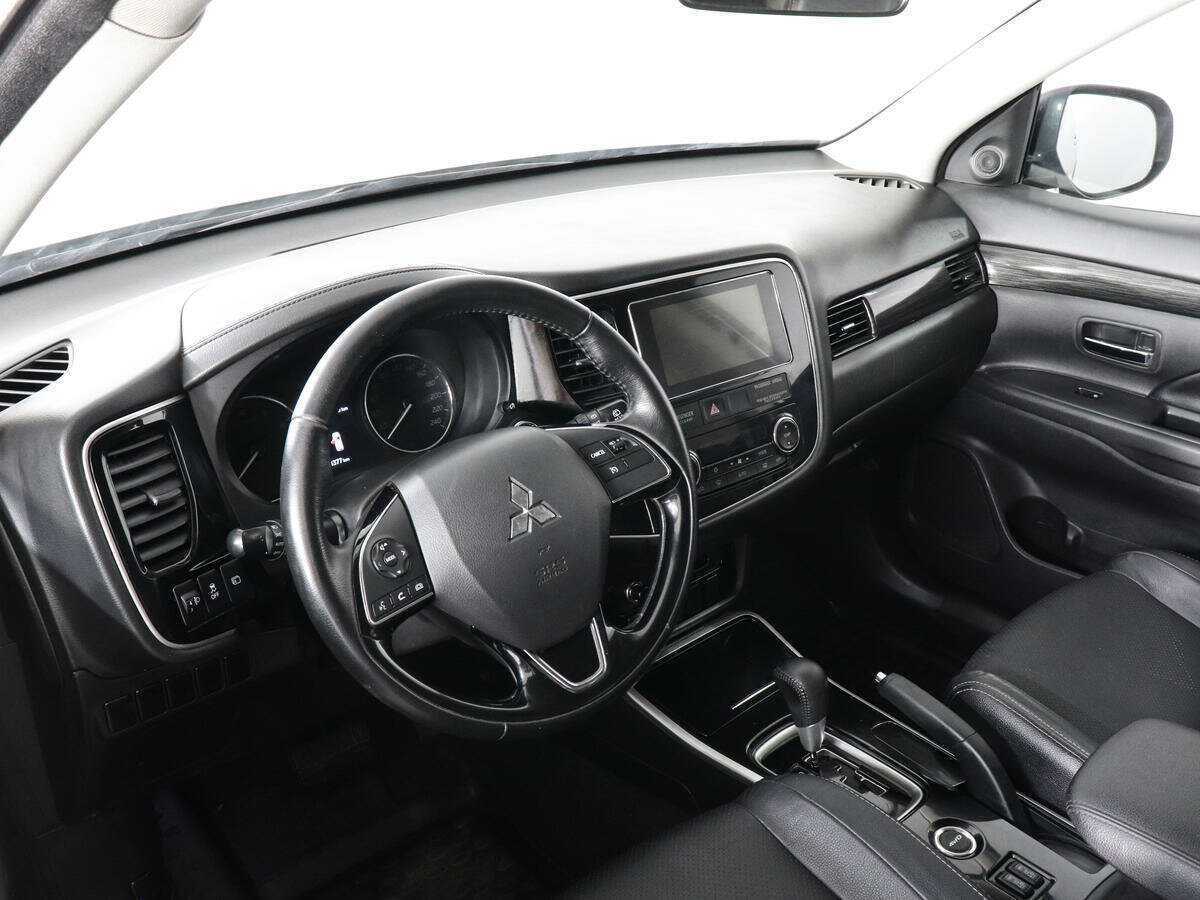 Купить Mitsubishi Outlander, 2017, 244 374 км.. Фото: #8