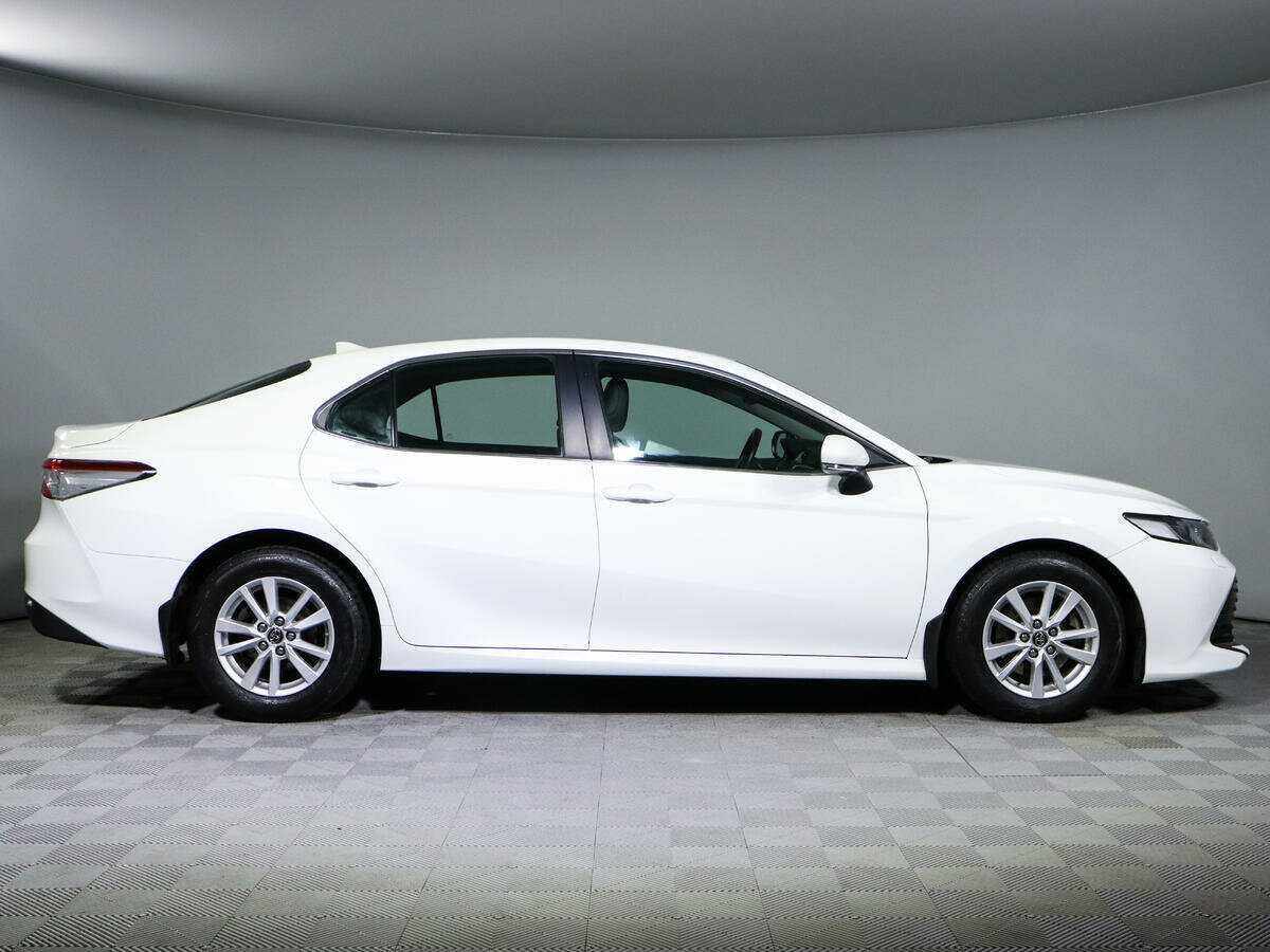 Купить Toyota Camry, 2018, 53 790 км.. Фото: #3