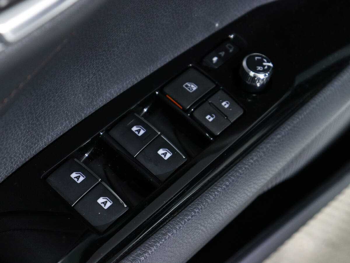Купить Toyota Camry, 2018, 53 790 км.. Фото: #16