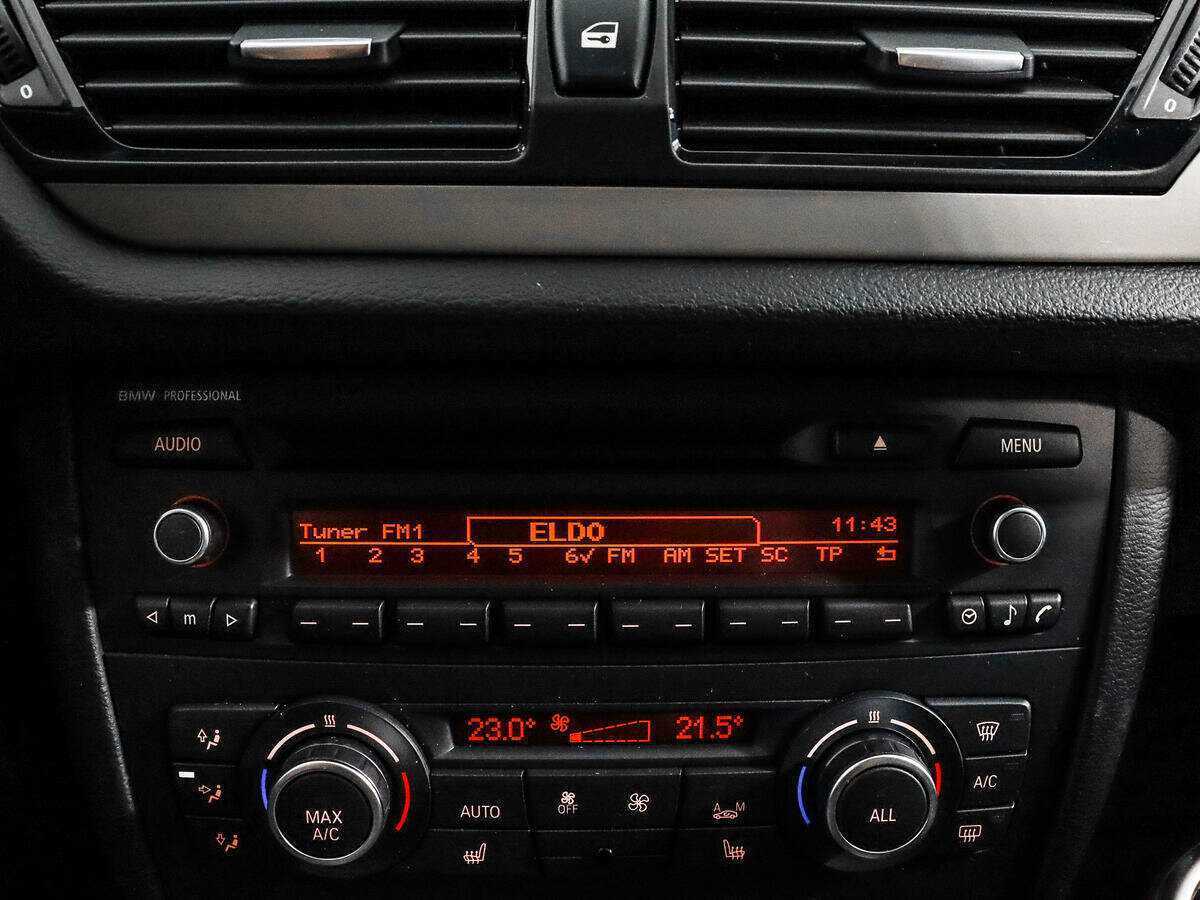 Купить БМВ Икс1, 2014, 127 362 км.. Фото: #13