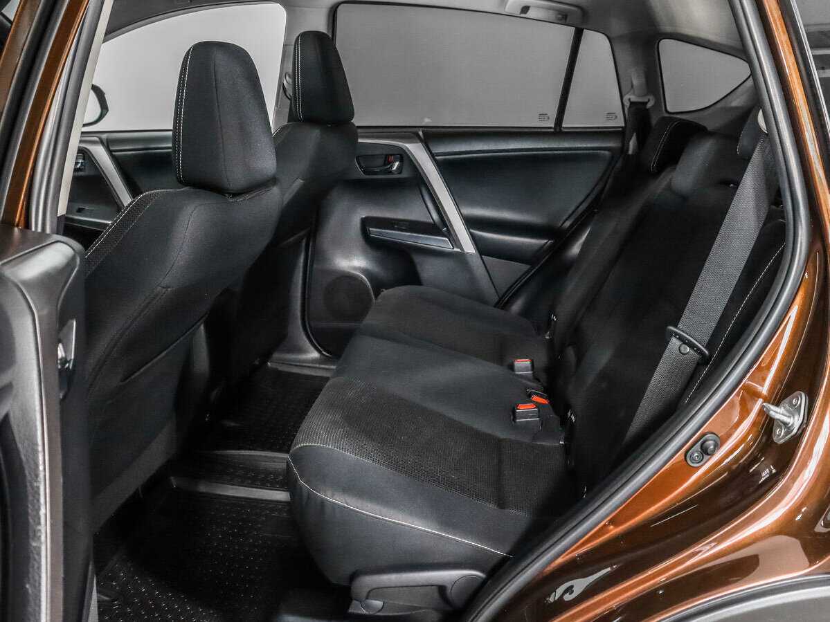 Купить Тойота Рав4, 2017, 134 653 км.. Фото: #9