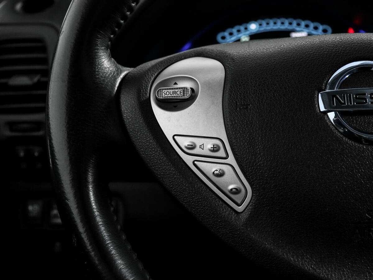 Купить Nissan Leaf, 2013, 66 405 км.. Фото: #15