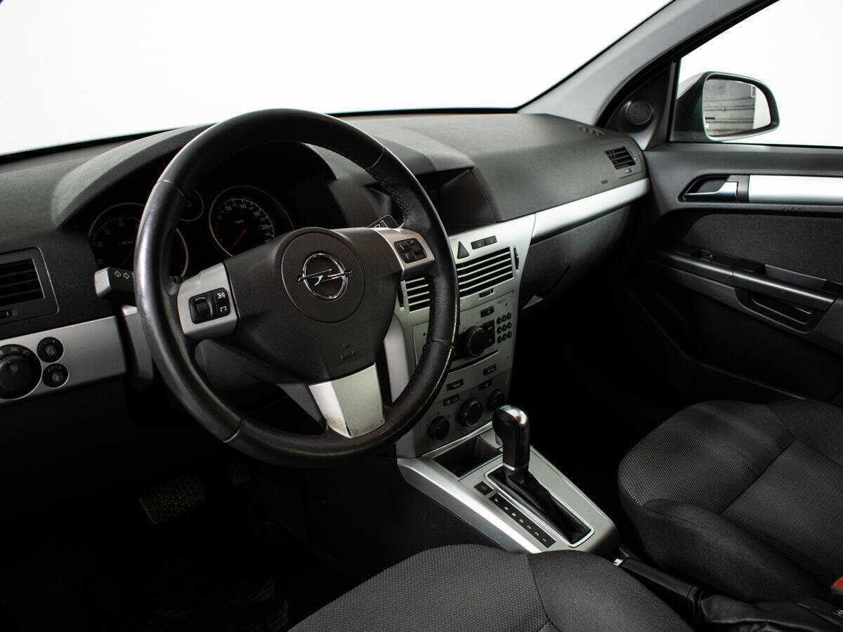 Купить Опель Астра, 2014, 196 000 км.. Фото: #12