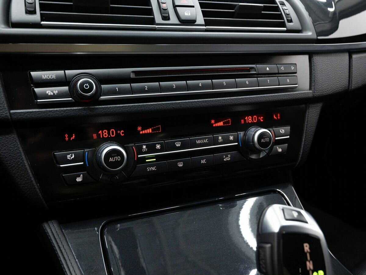 Купить BMW 5 серии, 2013, 155 000 км.. Фото: #24