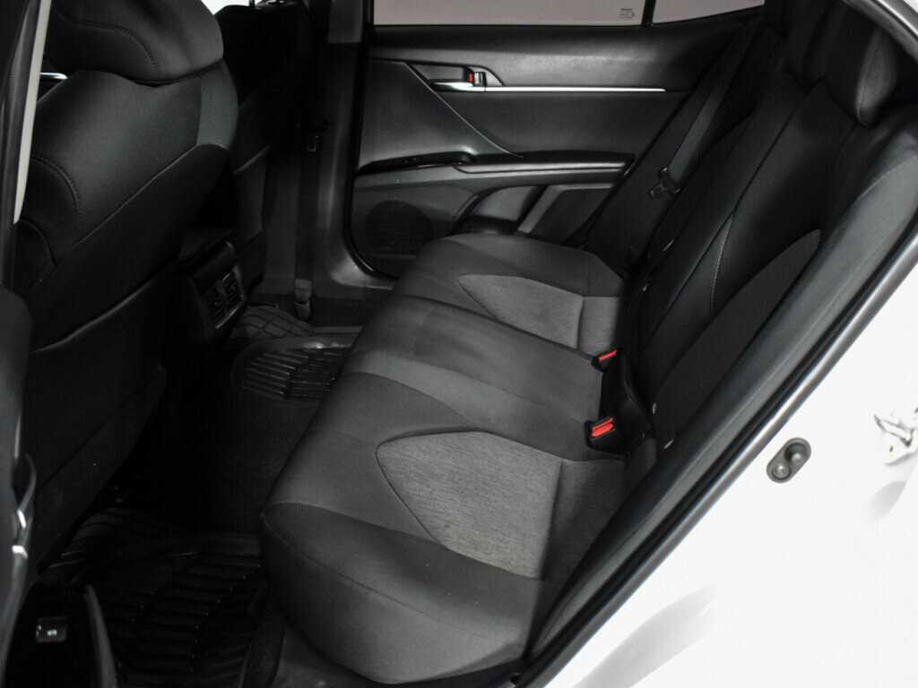 Купить Тойота Камри, 2018, 165 958 км.. Фото: #9