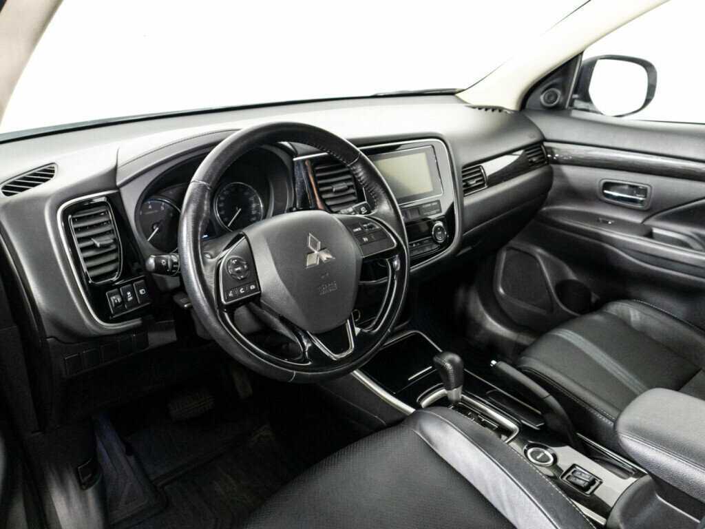 Купить Mitsubishi Outlander, 2018, 47 168 км.. Фото: #10