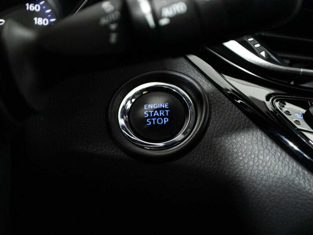 Купить Toyota C-HR, 2020, 108 637 км.. Фото: #17