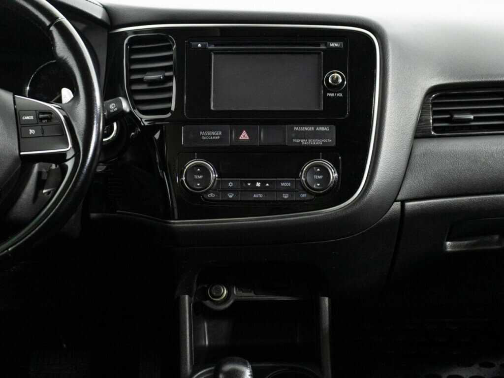 Купить Mitsubishi Outlander, 2016, 65 641 км.. Фото: #13