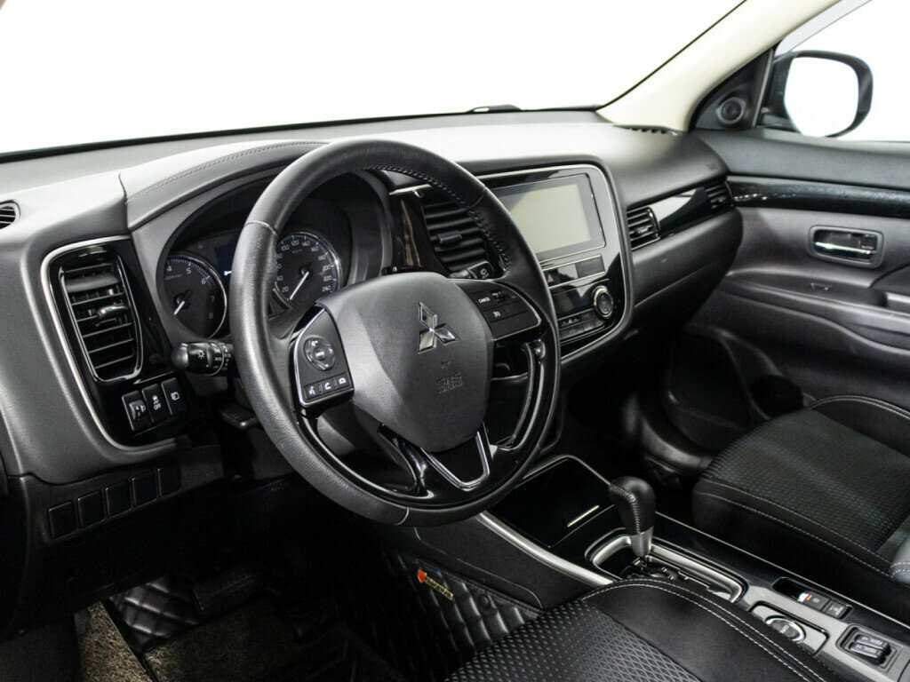 Купить Mitsubishi Outlander, 2019, 113 848 км.. Фото: #7