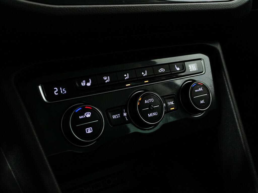 Купить Volkswagen Tiguan, 2018, 77 239 км.. Фото: #17