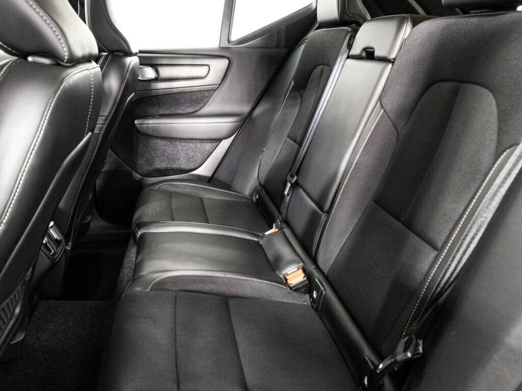Купить Volvo XC40, 2019, 90 398 км.. Фото: #9