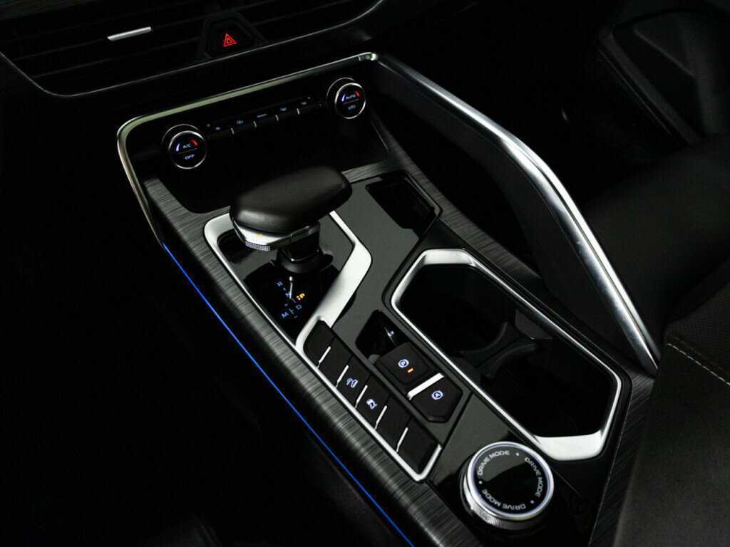 Купить Geely Tugella, 2022, 31 334 км.. Фото: #17