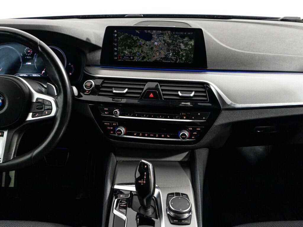 Купить BMW 5 серии, 2018, 149 739 км.. Фото: #13