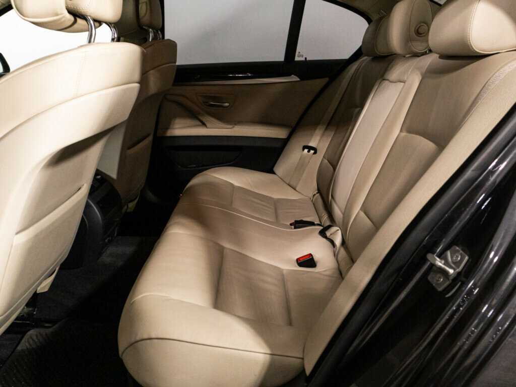 Купить BMW 5 серии, 2012, 235 328 км.. Фото: #9