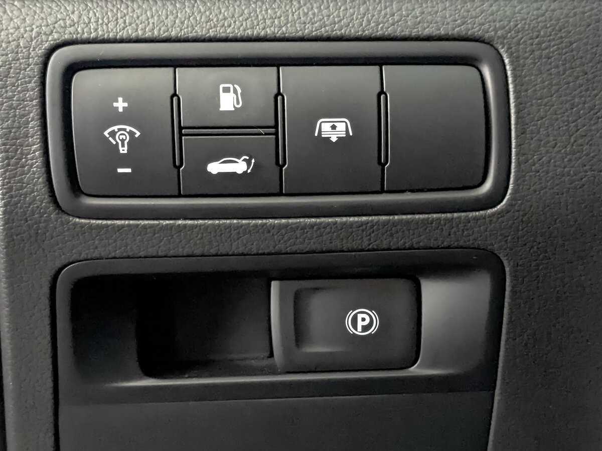 Купить Hyundai Genesis, 2015, 88 628 км.. Фото: #26