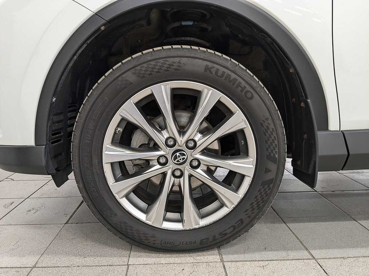 Купить Тойота Рав4, 2017, 148 099 км.. Фото: #11