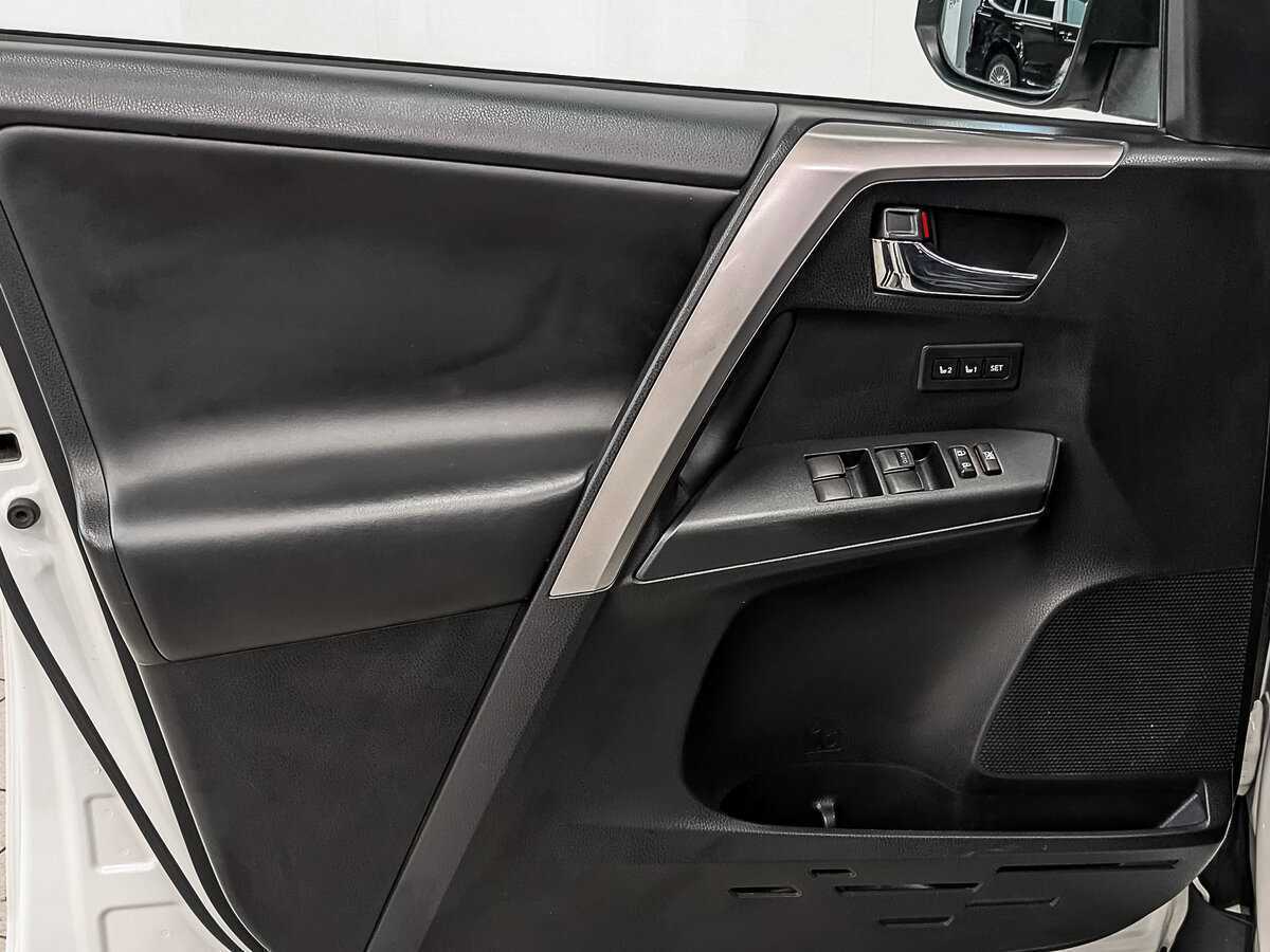 Купить Тойота Рав4, 2017, 148 099 км.. Фото: #18