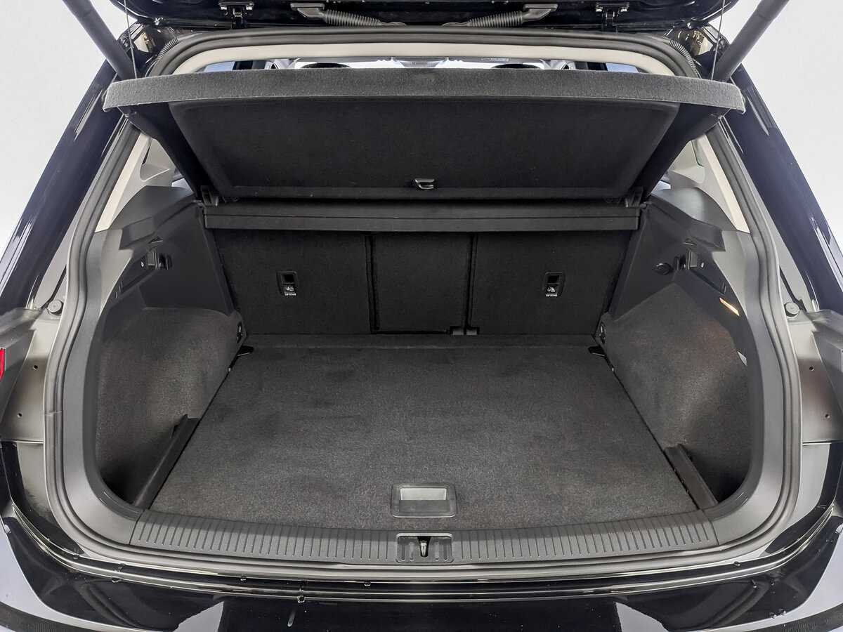 Купить Volkswagen Tiguan, 2020, 170 364 км.. Фото: #9