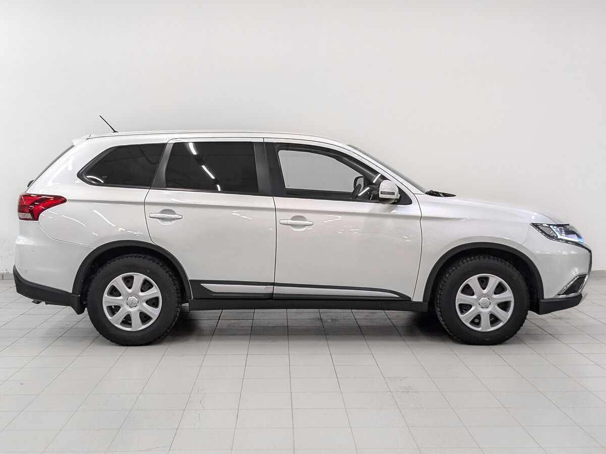 Купить Mitsubishi Outlander, 2015, 176 821 км.. Фото: #3