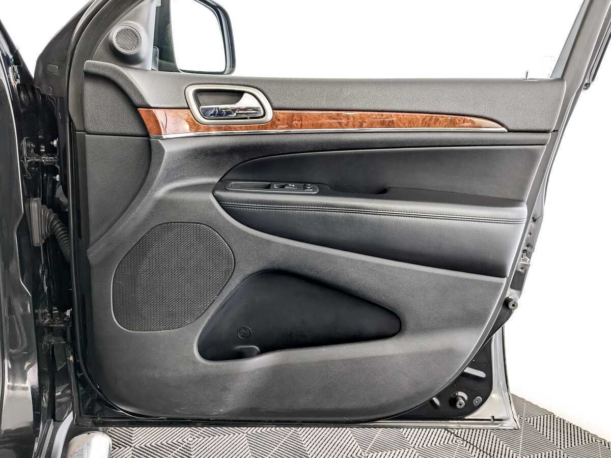 Купить Jeep Grand Cherokee, 2012, 242 257 км.. Фото: #23