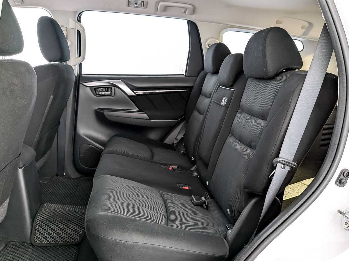 Купить Mitsubishi Pajero Sport, 2018, 112 548 км.. Фото: #11