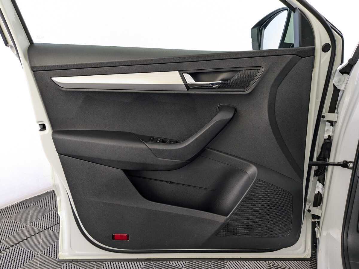 Купить Skoda Karoq, 2021, 68 924 км.. Фото: #18
