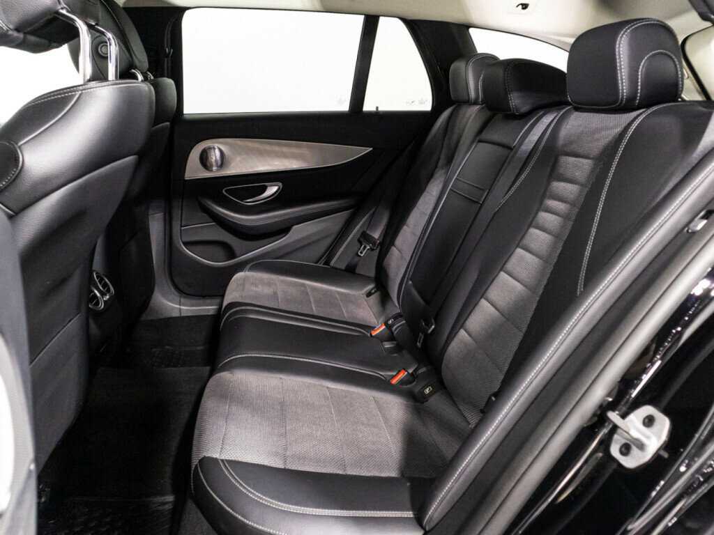 Купить Mercedes-Benz E-Класс, 2018, 220 164 км.. Фото: #9