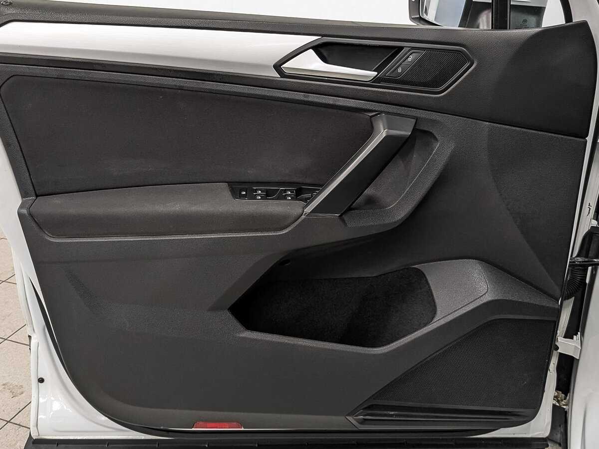 Купить Volkswagen Tiguan, 2021, 155 186 км.. Фото: #16