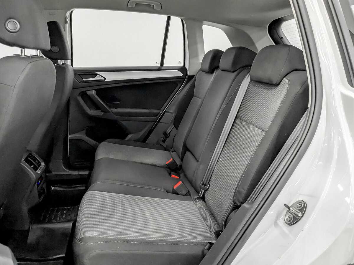 Купить Volkswagen Tiguan, 2021, 180 405 км.. Фото: #11