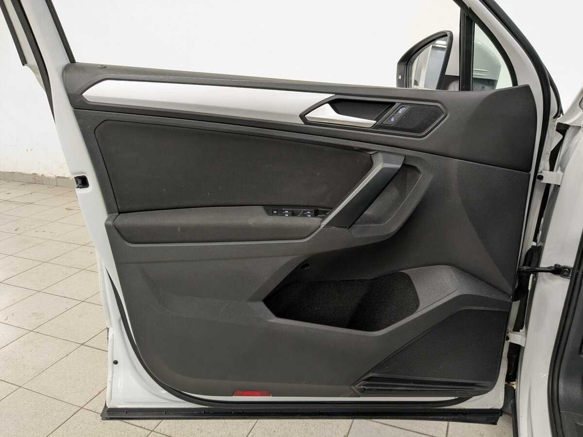 Купить Volkswagen Tiguan, 2021, 154 692 км.. Фото: #18