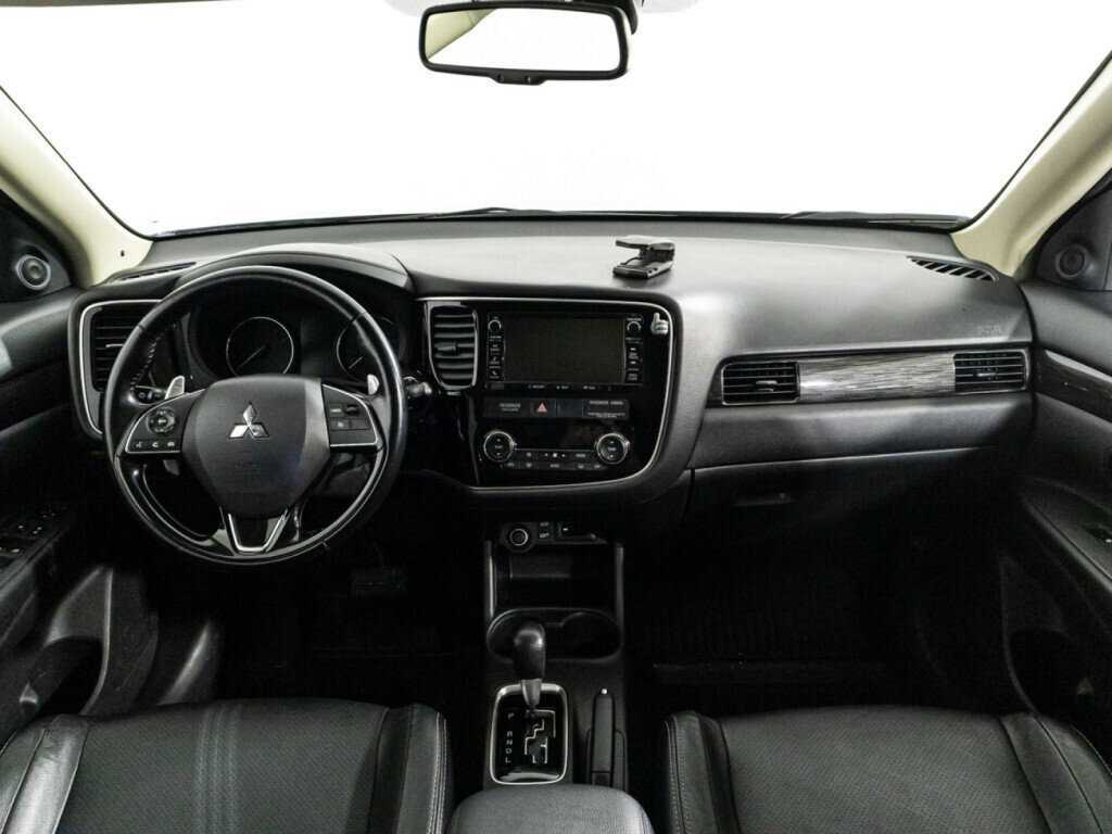 Купить Mitsubishi Outlander, 2016, 183 315 км.. Фото: #12
