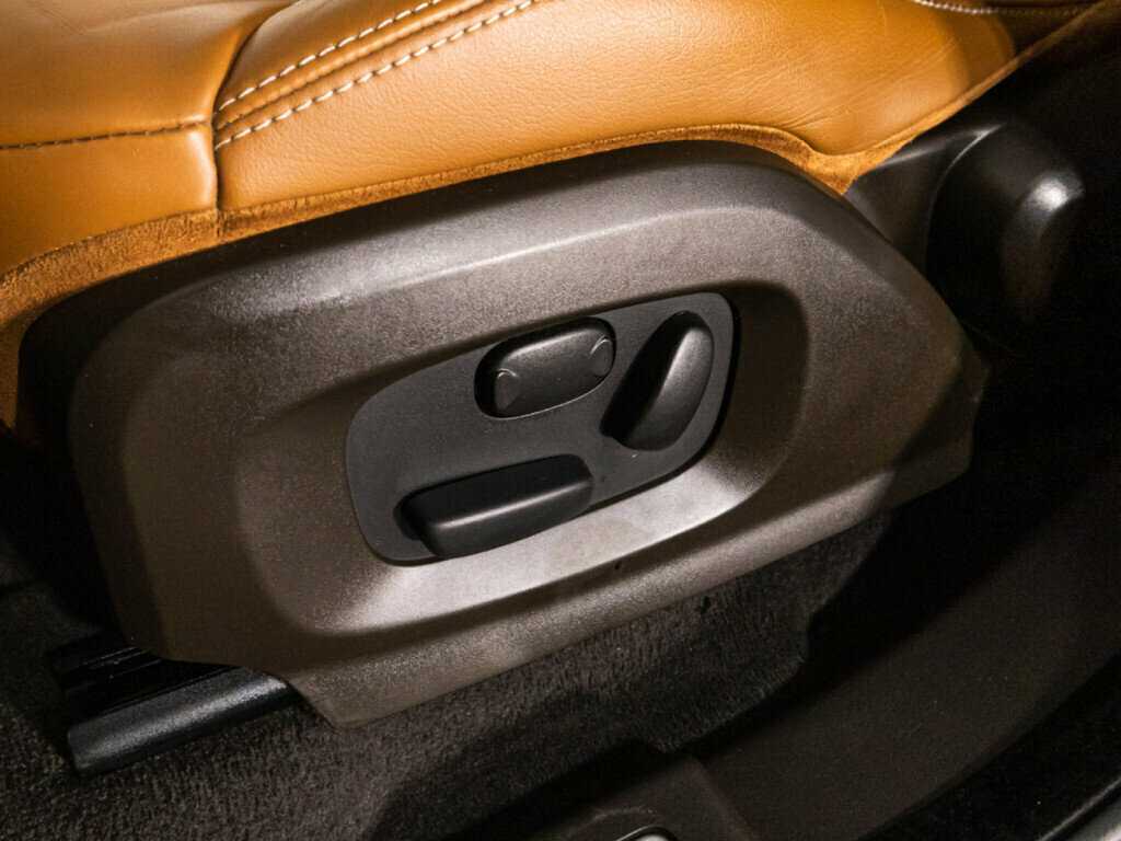 Купить Land Rover Range Rover Evoque, 2012, 158 356 км.. Фото: #17