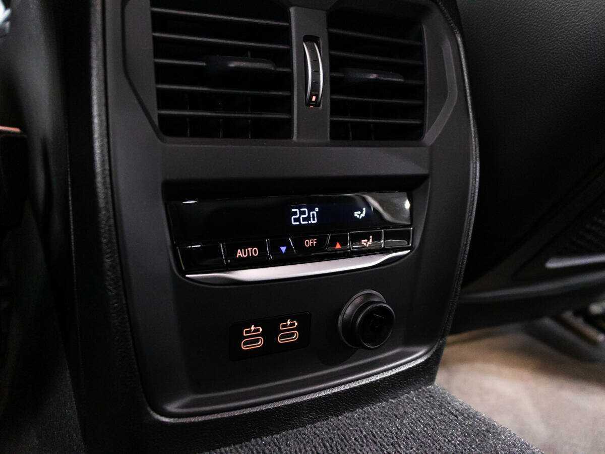 Купить BMW 3 серии, 2020, 73 969 км.. Фото: #21