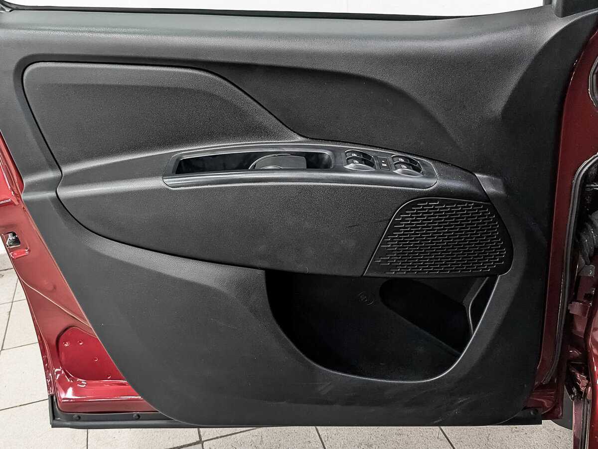 Купить Фиат Добло, 2017, 80 161 км.. Фото: #18