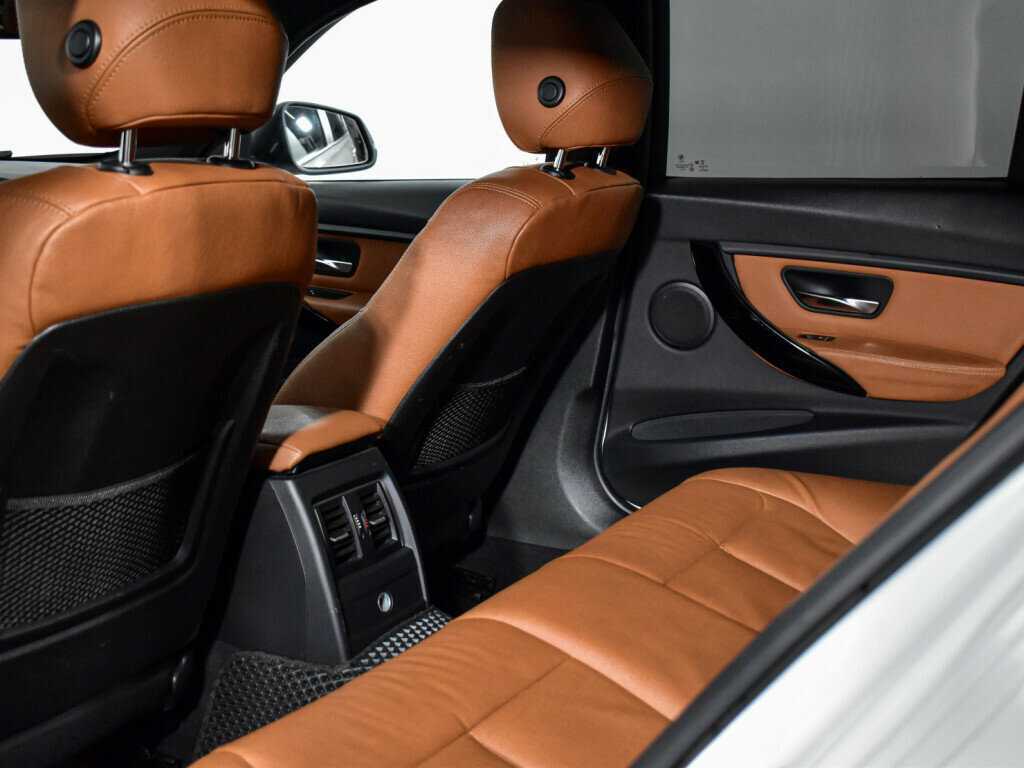 Купить BMW 3 серии, 2017, 177 000 км.. Фото: #14