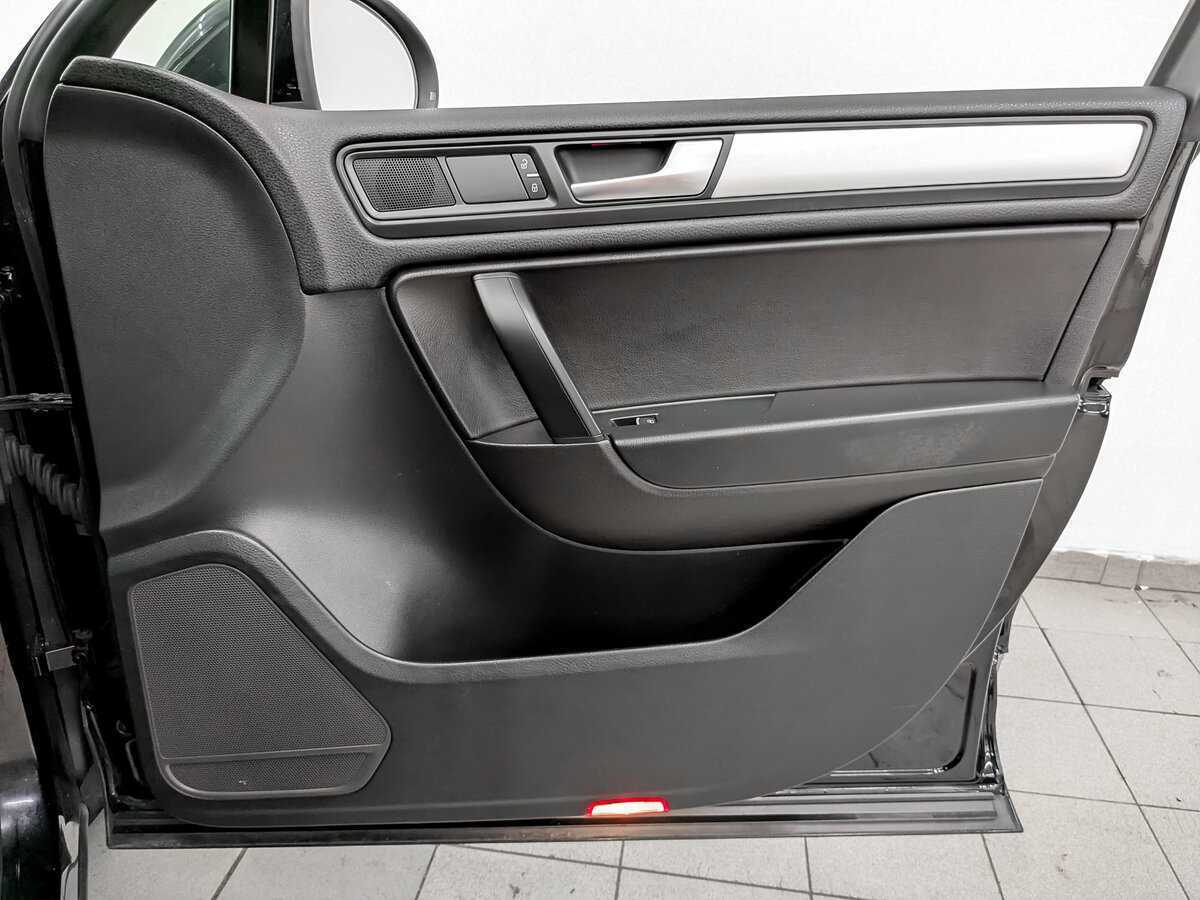 Купить Volkswagen Touareg, 2013, 166 675 км.. Фото: #22