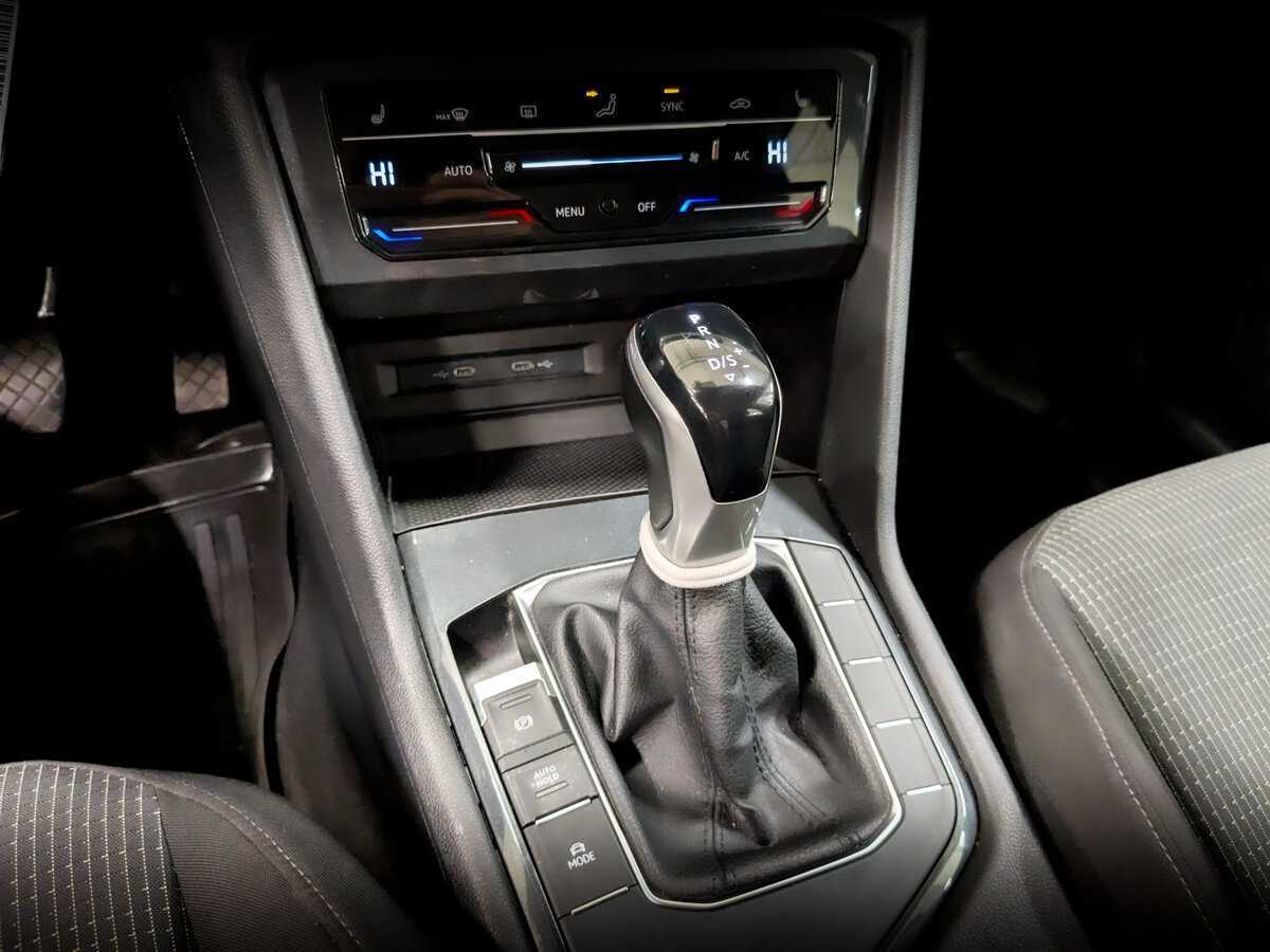 Купить Volkswagen Tiguan, 2021, 167 743 км.. Фото: #24
