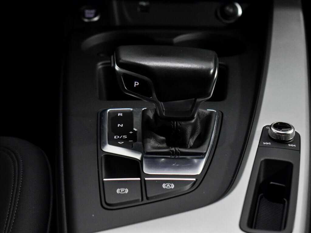 Купить Audi A4, 2020, 101 500 км.. Фото: #15