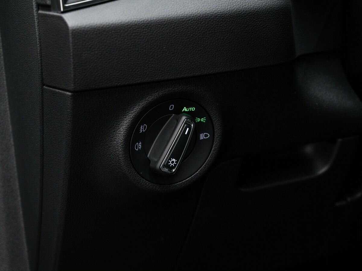 Купить Skoda Karoq, 2020, 84 000 км.. Фото: #16