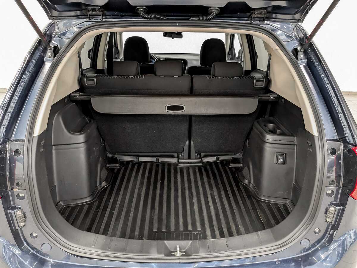 Купить Mitsubishi Outlander, 2017, 168 002 км.. Фото: #9