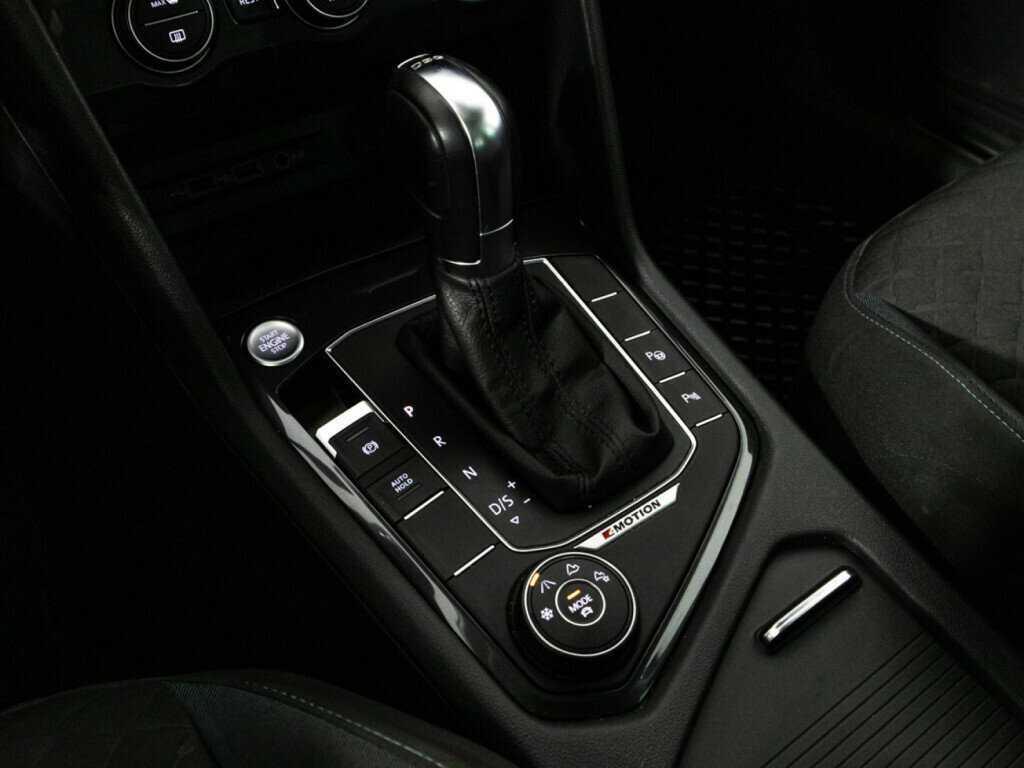 Купить Volkswagen Tiguan, 2019, 116 996 км.. Фото: #18
