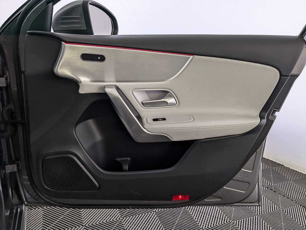 Купить Mercedes-Benz A-Класс, 2019, 76 134 км.. Фото: #24