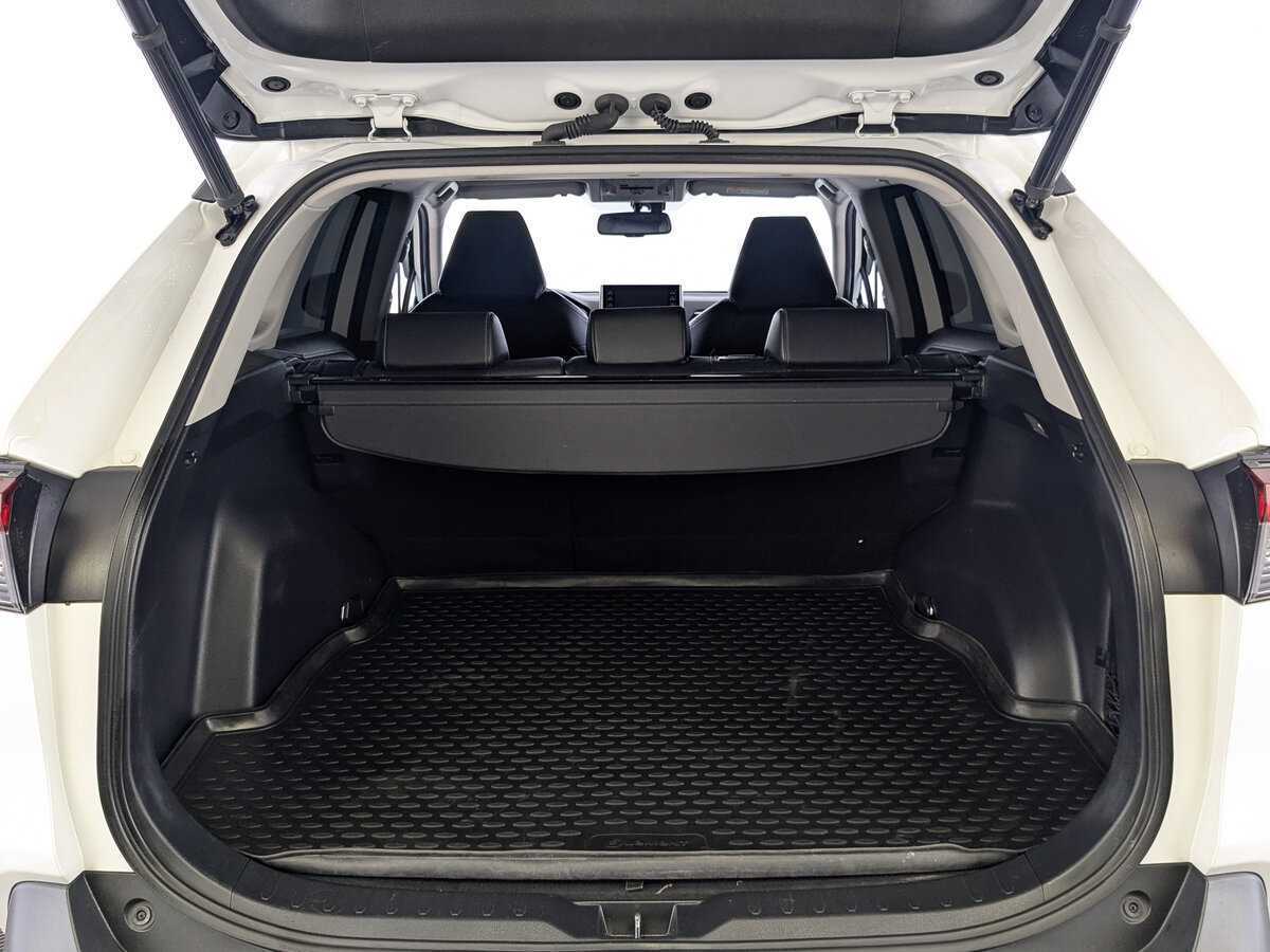 Купить Toyota RAV4, 2019, 130 242 км.. Фото: #9