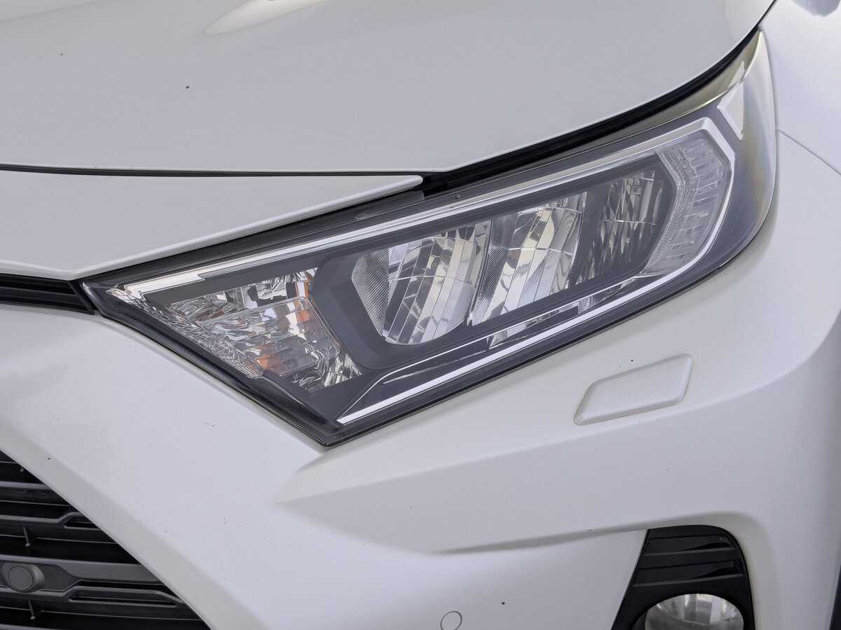 Купить Toyota RAV4, 2019, 130 242 км.. Фото: #10