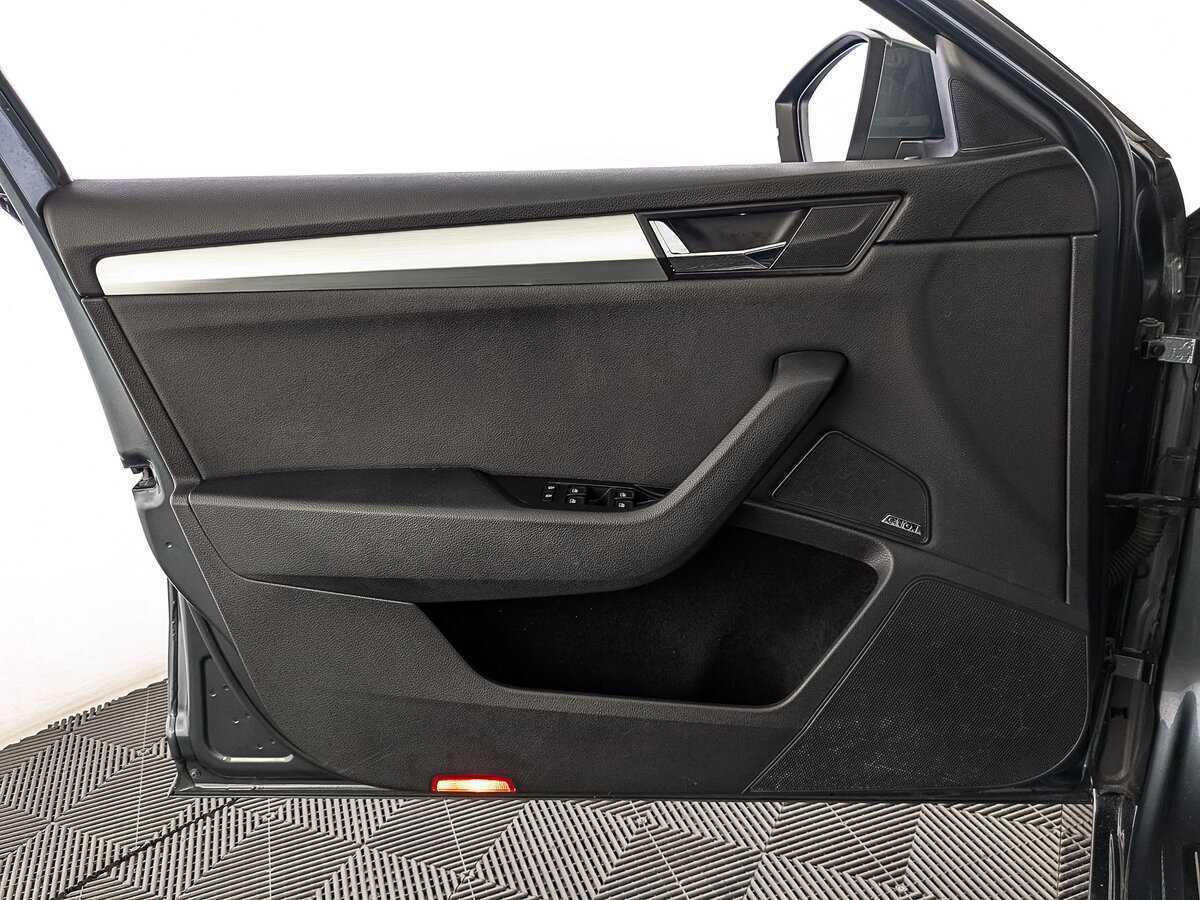 Купить Шкода Суперб, 2018, 123 228 км.. Фото: #16