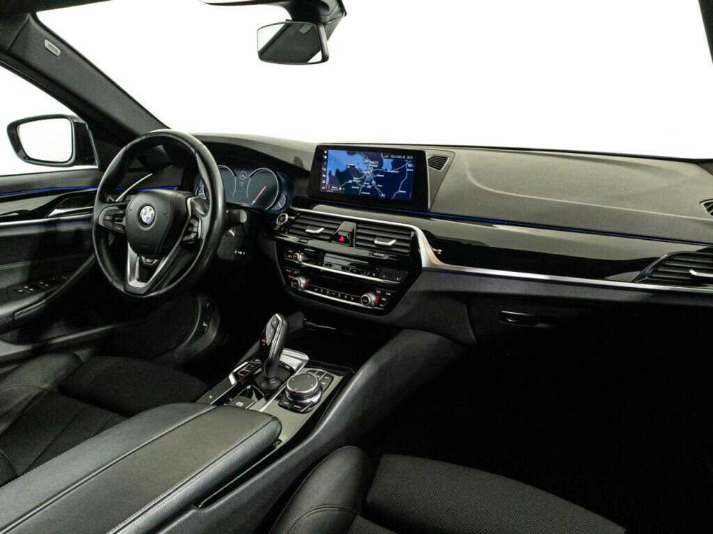 Купить BMW 5 серии, 2017, 142 844 км.. Фото: #8